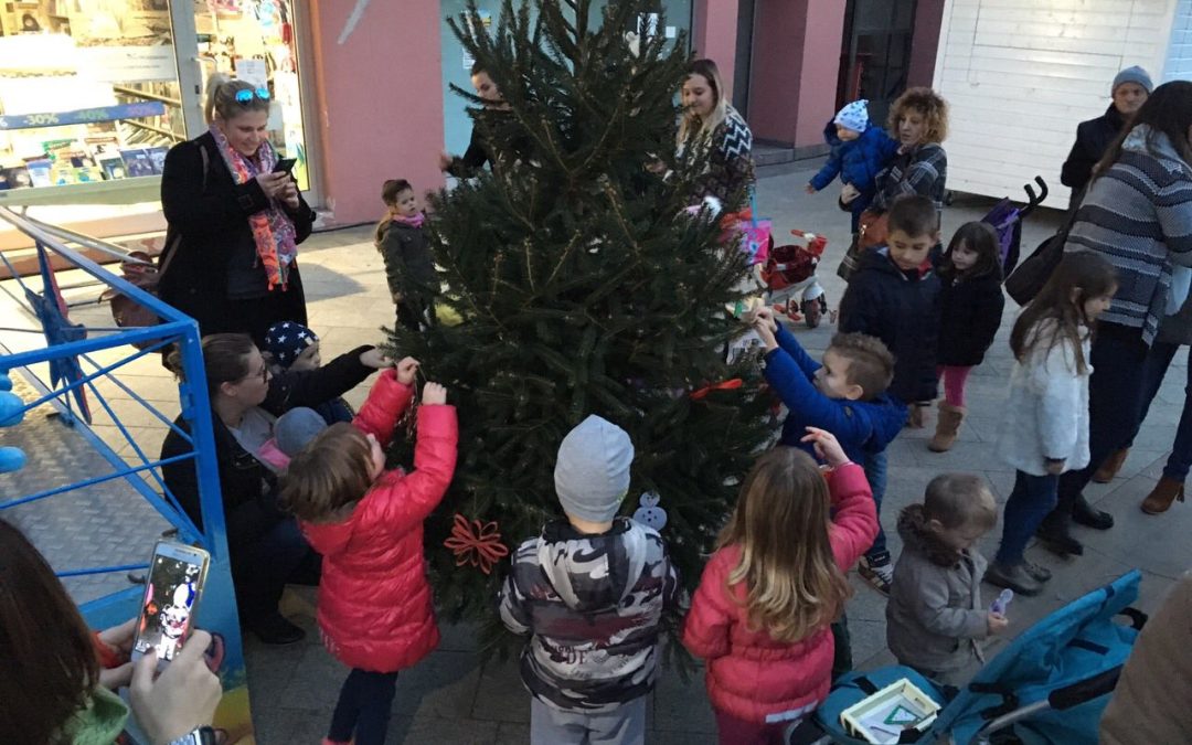 Društvo Naša djeca obogatilo program Adventa u Vinkovcima