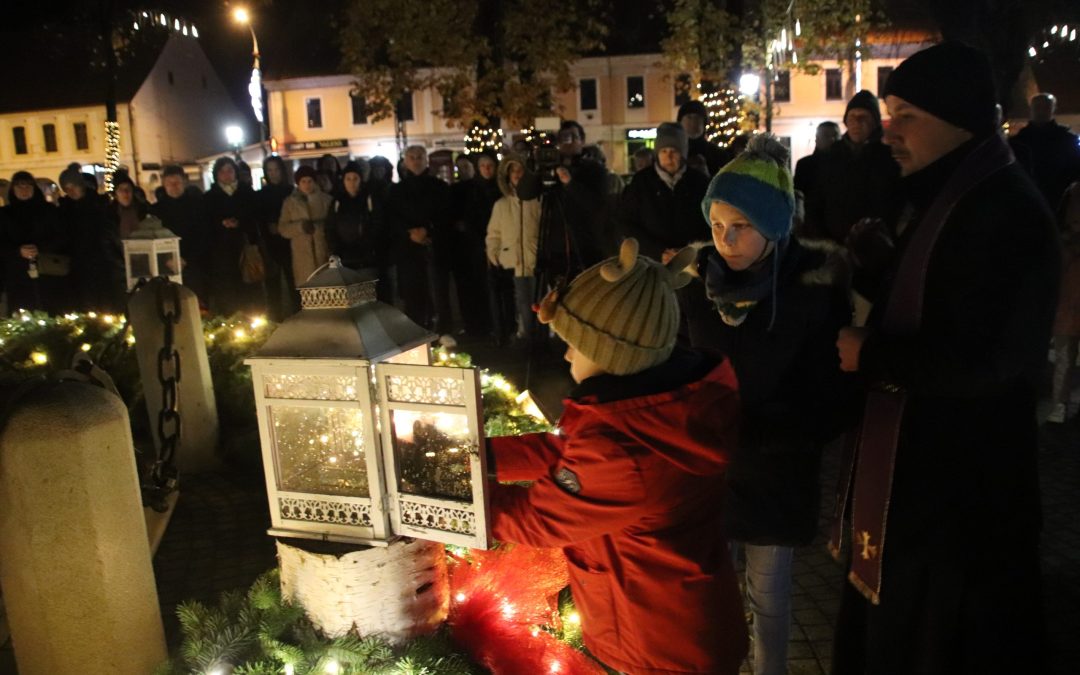 Župljani župa svetog Nikole biskupa i Bezgrešnog srca Marijina upalili svijeću nade