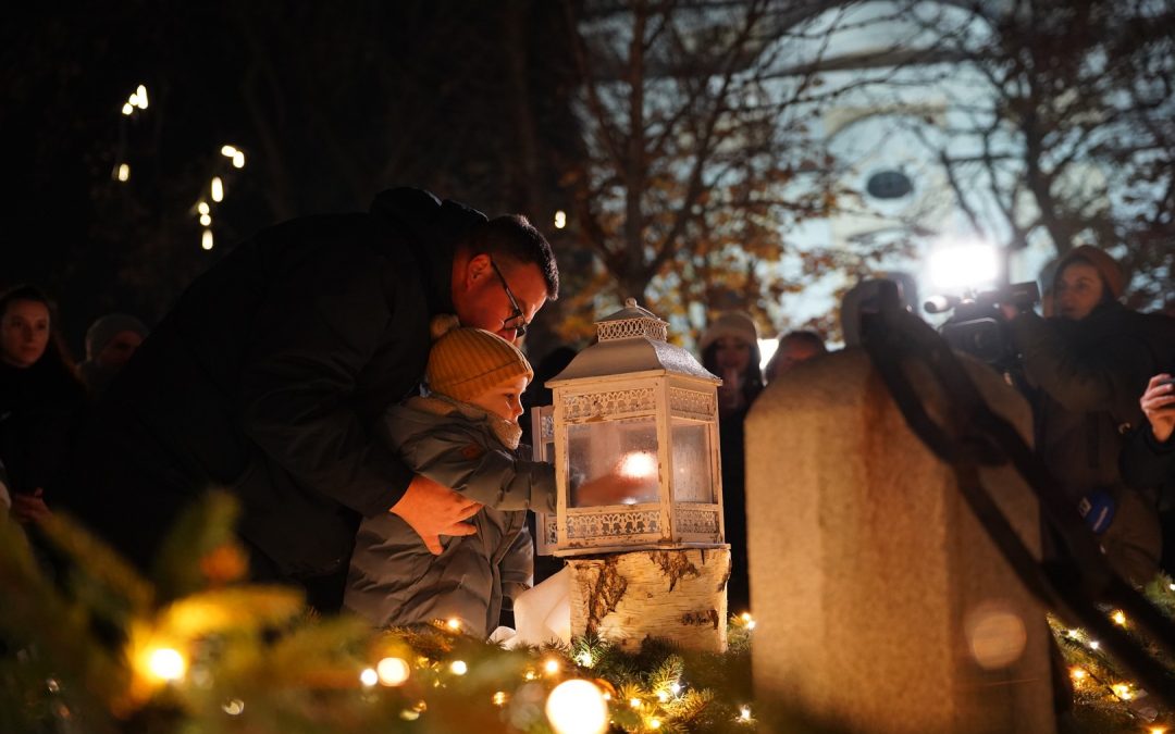 Ivan i Šime upalili drugu adventsku svijeću